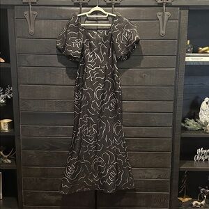 Teri Jon Black and w/ Champagne Detail Bubble Sleeve Gown